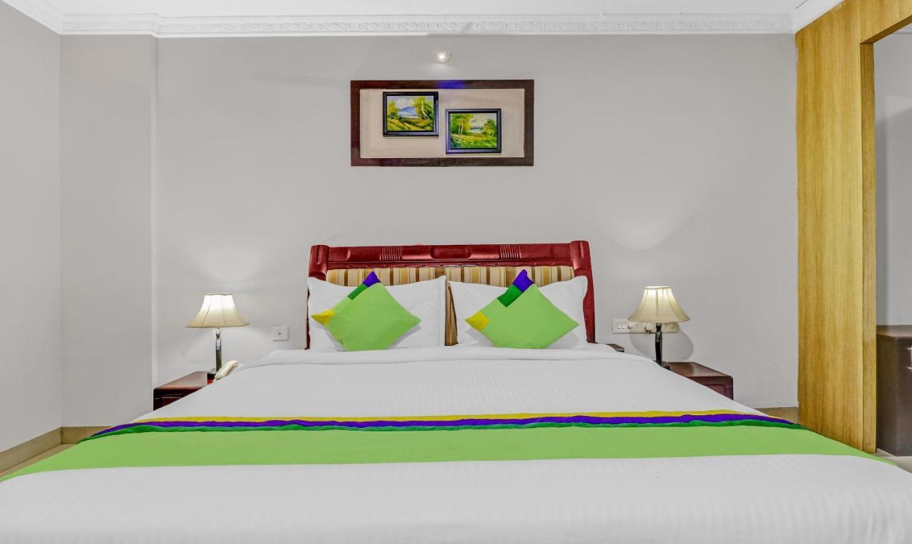 Treebo Symphony Hotels And Resorts Angamally Kizhake Chālakudi Exterior foto