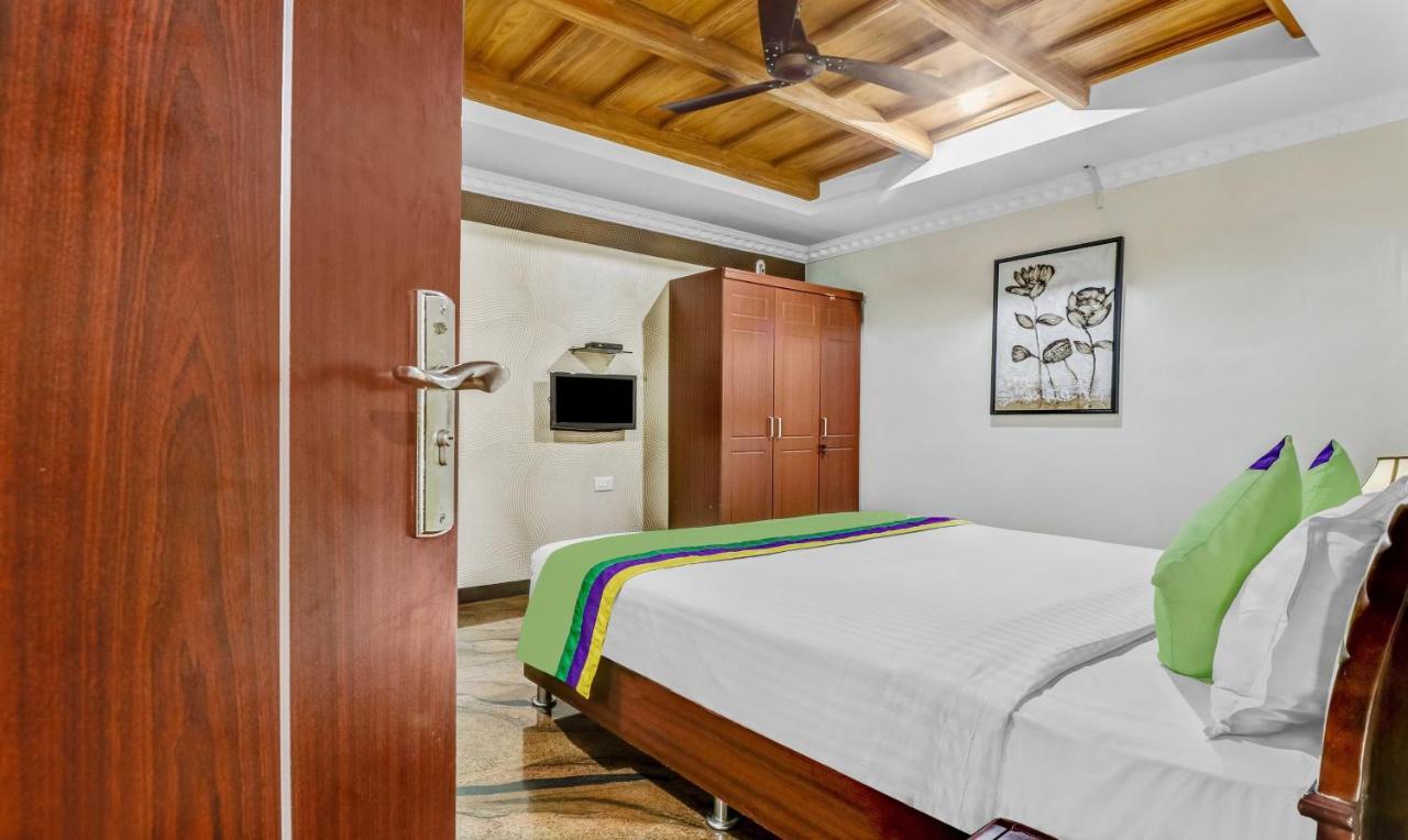 Treebo Symphony Hotels And Resorts Angamally Kizhake Chālakudi Exterior foto